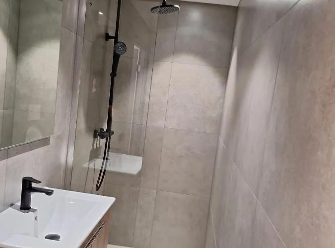 Beautiful 14 F In Chic Neighborhood In Center Rotterdam